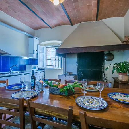 Apartamento Tipologia Quadrilocale By Interhome *